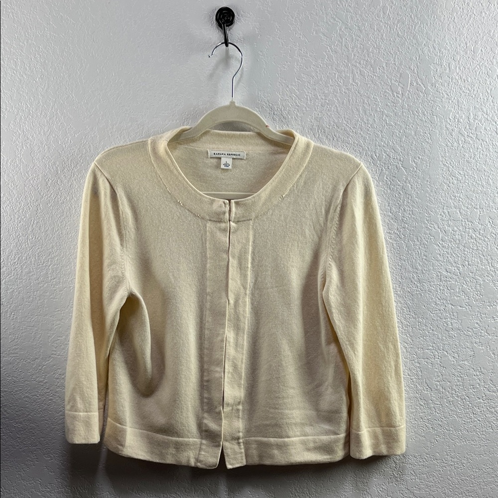 Banana Republic Cream Crewneck Button-Front Cardigan